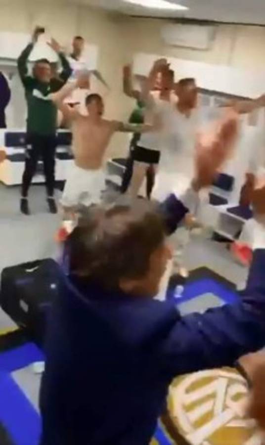 ¡Así se celebra la caída de un imperio! El festejo de los hinchas y jugadores del Inter tras campeonizar en Serie A