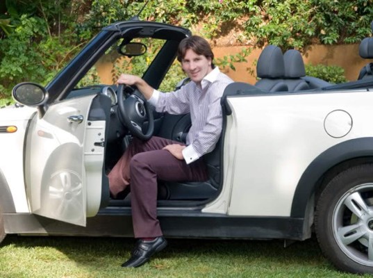 Los autos de las estrellas del clásico Real Madrid-Barcelona