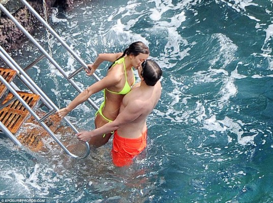 Las nuevas fotos de Irina Shayk con Bradley Cooper en vacaciones