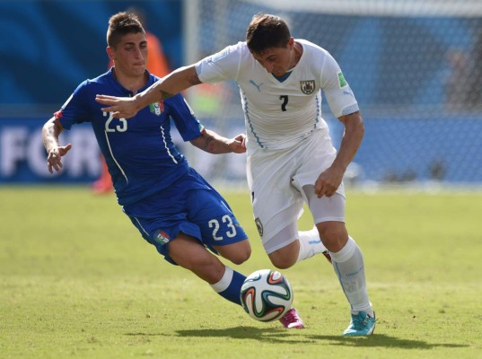 Uruguay le ganó a Italia 1-0 y se clasificó a los octavos