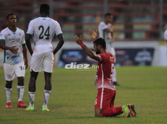 No viste en TV: Chicas lindas, agarrones y el festejo del Platense