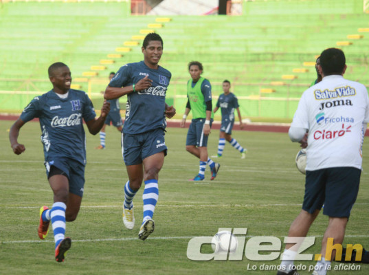 Honduras entrenó con casi toda su artillería