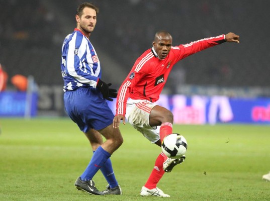 Imágenes de los mejores momentos del 'Rey David” en su época como jugador.