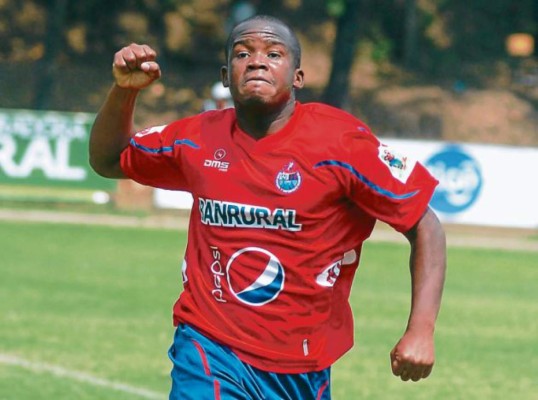 ¡Alex López engrosa la lista! Los hondureños que se han coronado campeones en Centroamérica