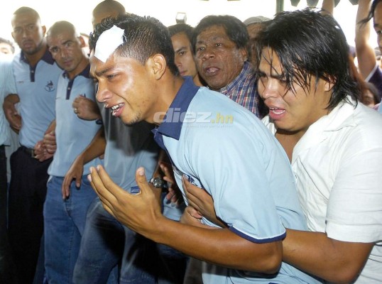 Edy Vásquez: El auto desecho donde murió, su contagioso baile, el llanto desconsolado de Emilio Izaguirre y su título con Motagua