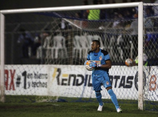 Las figuras del Clausura en Honduras que quedaron sin contrato