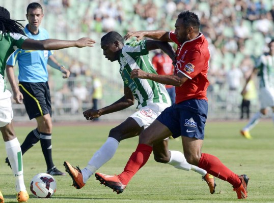 El salvadoreño Arturo Álvarez debuta con triunfo en Hungría