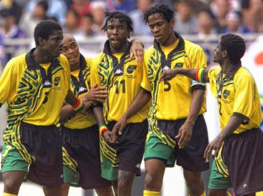 ¡Sean serios! Los uniformes más feos que se han visto en los mundiales