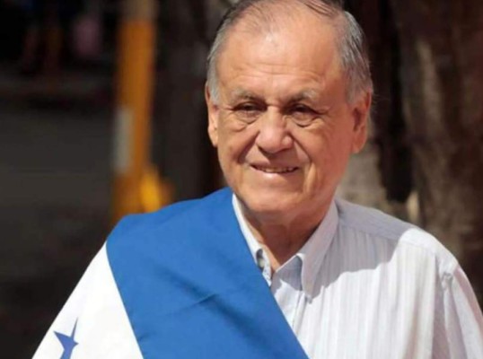 El emotivo mensaje de la hija de Chelato Uclés tras la muerte de su padre: 'Esto duele mucho'