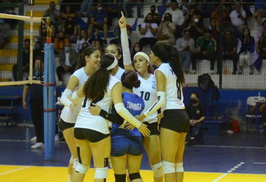 La bellas catrachas han dejado buenas sensaciones en el V Campeonato Centroamericano U23 de Afecavol femenino