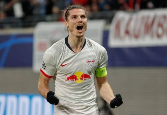 Leipzig's Austrian midfielder Marcel Sabitzer celebrates scoring the 2-0 during the UEFA Champions League football match between RB Leipzig and Tottenham Hotspur, in Leipzig, eastern Germany on March 10, 2020. (Photo by Odd ANDERSEN / AFP)