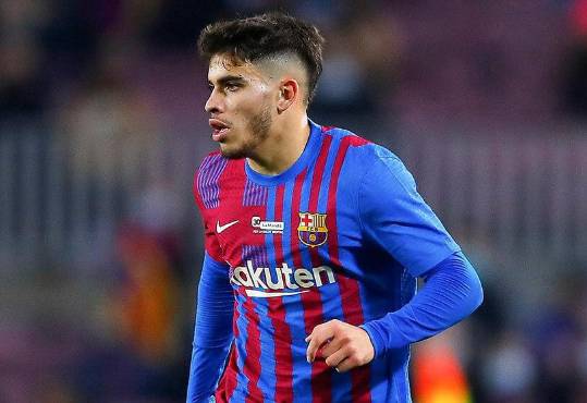 El marroquí Ez Abde, de 21 años, jugó 11 partidos la temporada pasada con el Barcelona de Xavi Hernández.