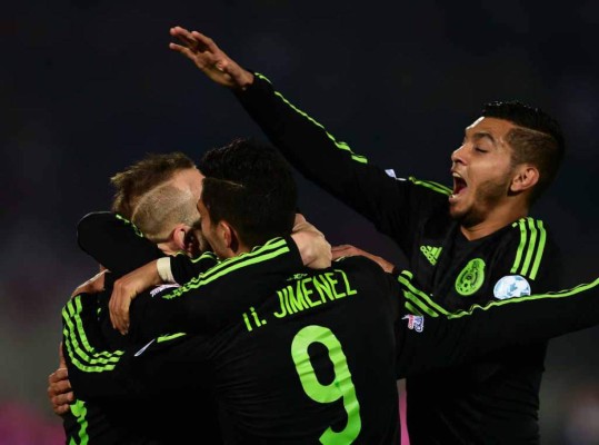 Imágenes del partidazo entre Chile-México