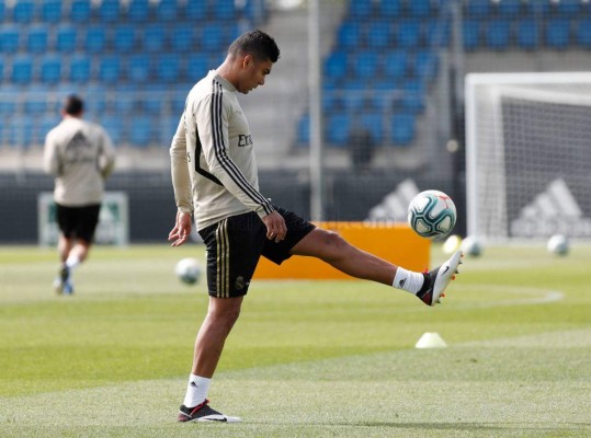 Solo uno con mascarilla: Real Madrid regreso a los entrenamientos con nuevos looks y sin protección
