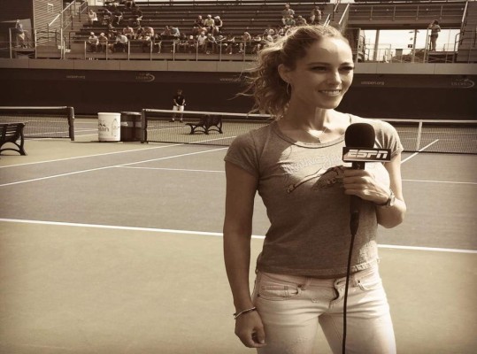 ¡INCREÍBLE! El antes y después de Vanessa Huppenkotten, en México dicen que va a 'desaparecer'