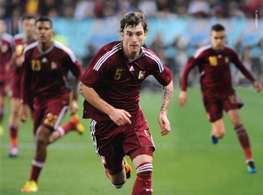 Top 10: Los futbolistas que han formado parte de dos selecciones nacionales