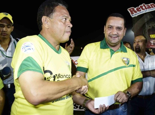 Aficionados en Olanchito piden la renuncia al presidente del Social Sol