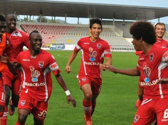 ¡BOMBAZOS! Jonathan Rubio cambia club en Europa y Rooney sería el mejor pagado