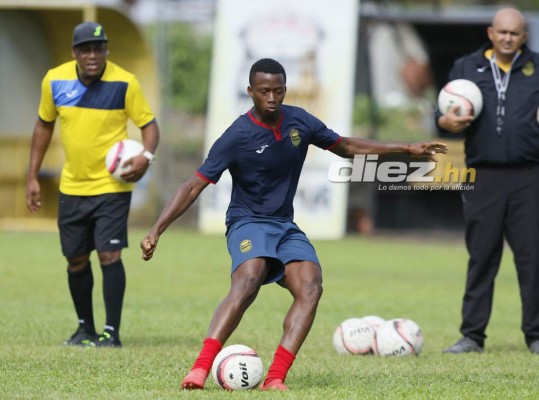 ¡Hasta cinco variantes! El 11 que perfila Real España para el torneo Apertura de Honduras