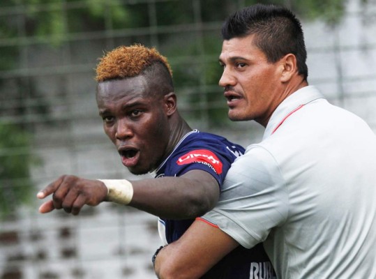 Rubilio Castillo: 'Se han sobrepasado conmigo, espero no sea algo en contra'