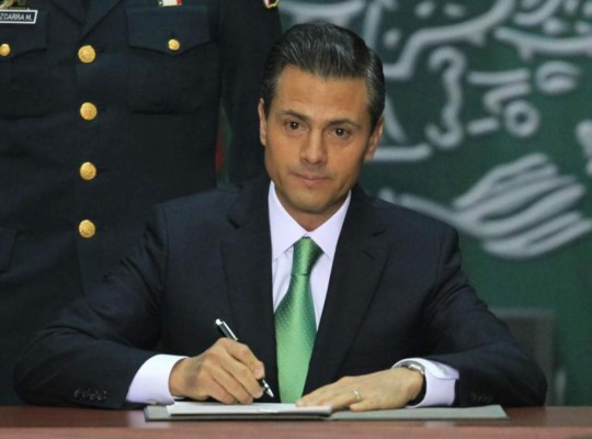 Peña Nieto pide que México juegue 'por encima de las expectativas”