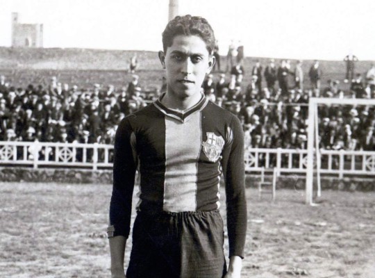 Jugadores de países 'exóticos' que militaron en el Barcelona y Real Madrid