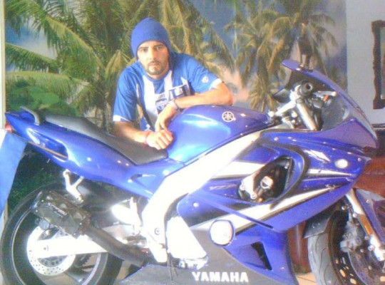 Hondureños por el mundo vibrando por la Bicolor