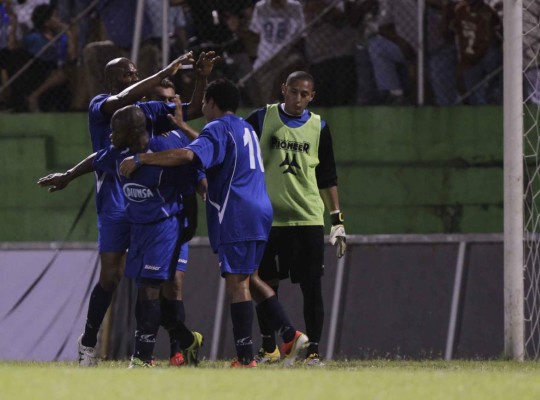 Imágenes de los mejores momentos del 'Rey David” en su época como jugador.