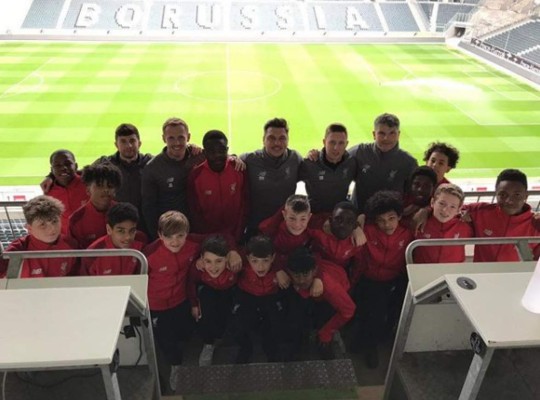 Los dos jóvenes hondureños que se forman en la academia del Liverpool