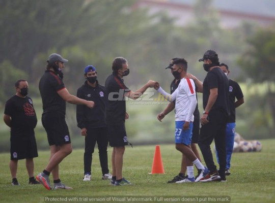 ¡Caras nuevas! Las novedades en el primer entrenamiento del tricampeón Olimpia y los que fueron renovados