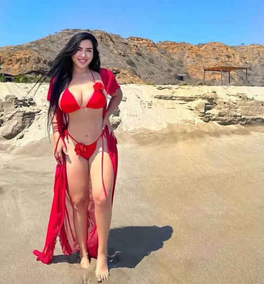 Despampanante novia de futbolista de Marathón cautiva en playas de Honduras ¿Dónde fueron a vacacionar?
