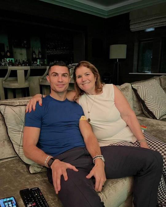 ¿No hay relación? Foto de Georgina Rodríguez con la madre de Cristiano Ronaldo desata la polémica