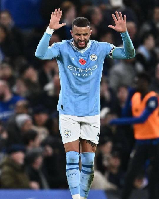 Destapan doble vida de crack del Manchester City: dejó embarazada a su ex mujer antes de que la dejara