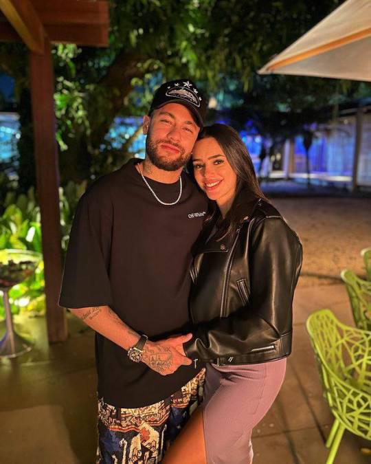 La insólita razón por la que un aficionado deja todos sus bienes a nombre de Neymar: Así es el testamento que firmó
