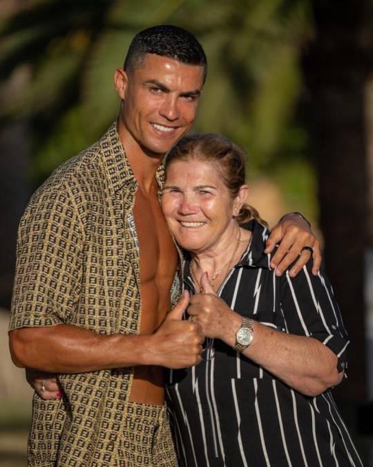 ¿No hay relación? Foto de Georgina Rodríguez con la madre de Cristiano Ronaldo desata la polémica