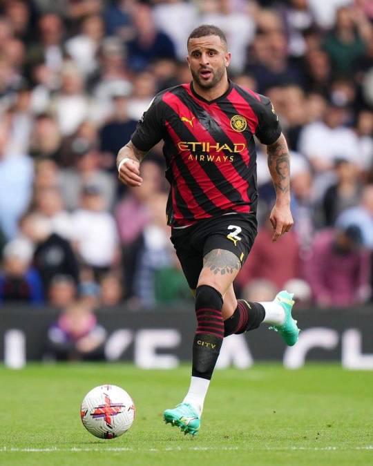 Fue infiel a su esposa y también a la amante: Sale a la luz la triple vida de futbolista del Manchester City