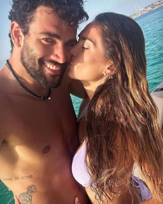 Melissa Satta, ex de famosos deportistas, explota y hace dura amenaza ¿Es adicta a las relaciones sexuales?