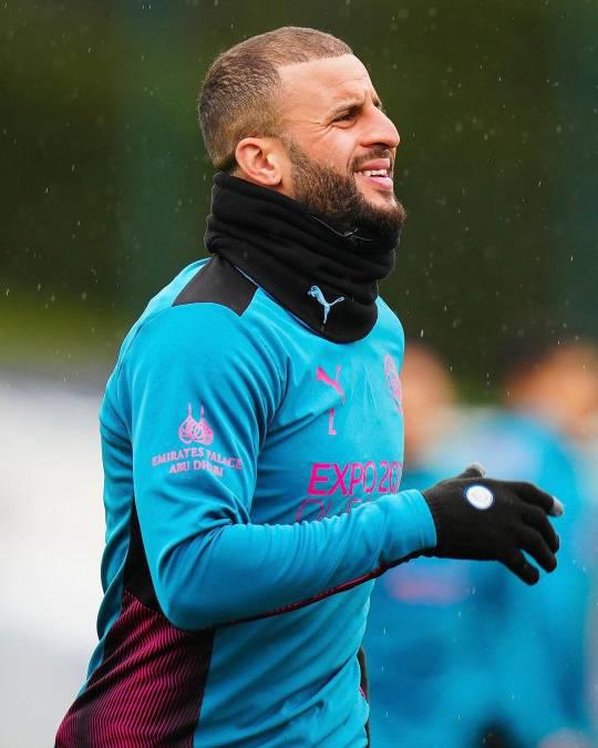 Fue infiel a su esposa y también a la amante: Sale a la luz la triple vida de futbolista del Manchester City