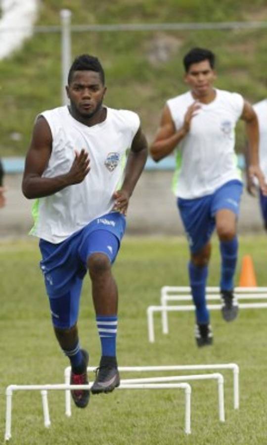 MERCADO: Georgie Welcome y otro hondureño se van al extranjero