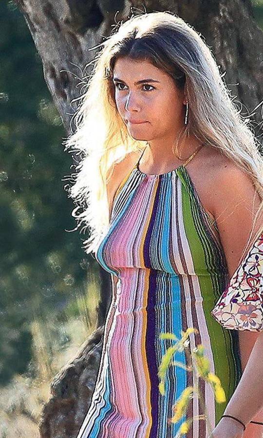 ¡Sin esconderse! Las nuevas fotos donde Piqué presume a su novia, Clara Chía: Shakira reaparece y este es su refugio