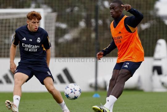 Ancelotti tiene un nuevo ‘9’: fue rechazado por el Barcelona y hoy podría debutar con Real Madrid