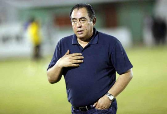 Edwin Pavón es el técnico con más descensos en Honduras.