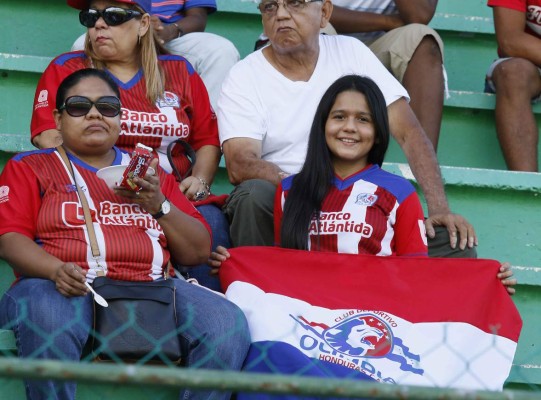 FOTOS: Las bellas chicas que robaron suspiros en los juegos de la liga