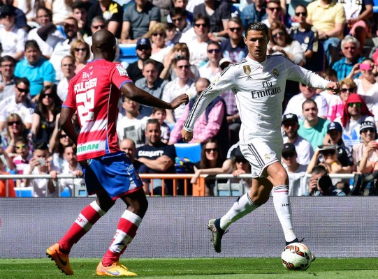 Real Madrid golea 9-1 a Granada y Cristiano Ronaldo hace historia