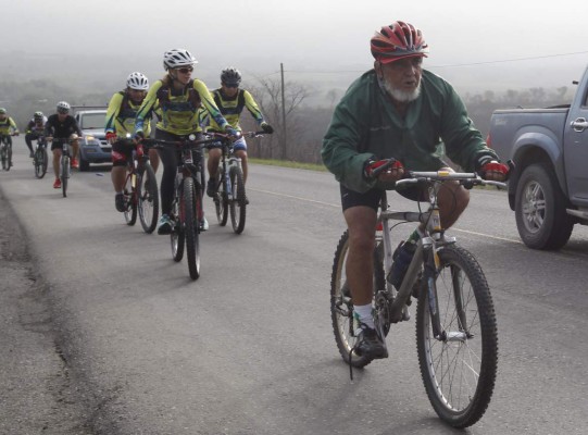 Ciclismo: Los 55 kilómetros de San Pedro Sula a Santa Bárbara