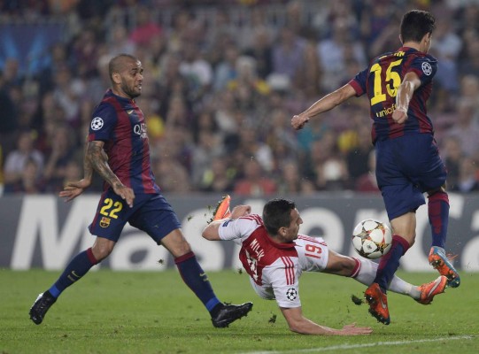 El Barcelona se impuso 3-1 con facilidad al Ajax de Amsterdam