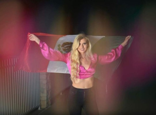 ¿Por qué estaba molesta? Así es la linda novia del aficionado mexicano que se hizo famosa en la Copa Oro