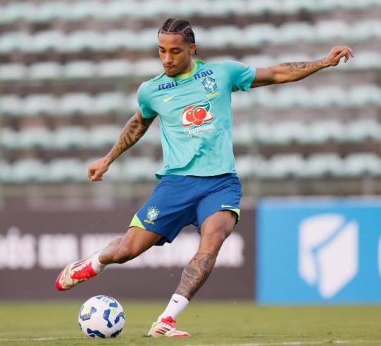 Giro inesperado en Barcelona y la rotunda decisión de Ter Stegen; PSG tiene su primer fichaje en 60 millones de euros