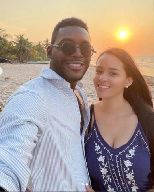 Goleador hondureño se jura amor eterno con licenciada salvadoreña en romántica boda en Puerto Cortés