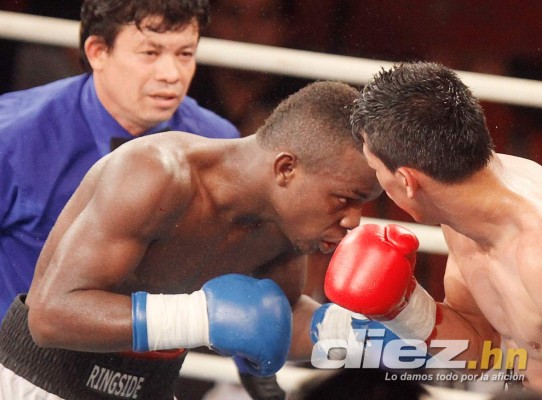 La mejores imágenes de la pelea etre el Escorpión Ruiz vs 'Veneno” Domínguez